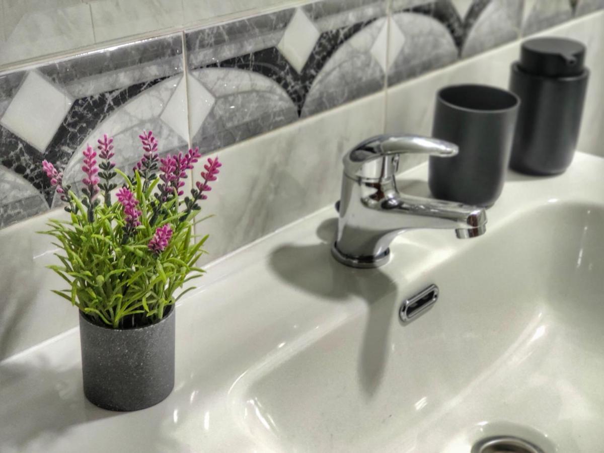 Namaste Apartment Avilés Екстериор снимка